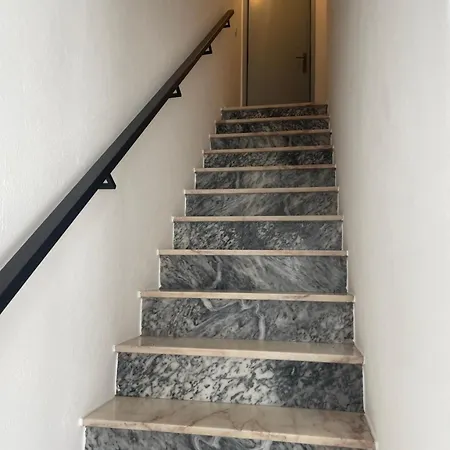 Casa Americo Armacao De Pera *